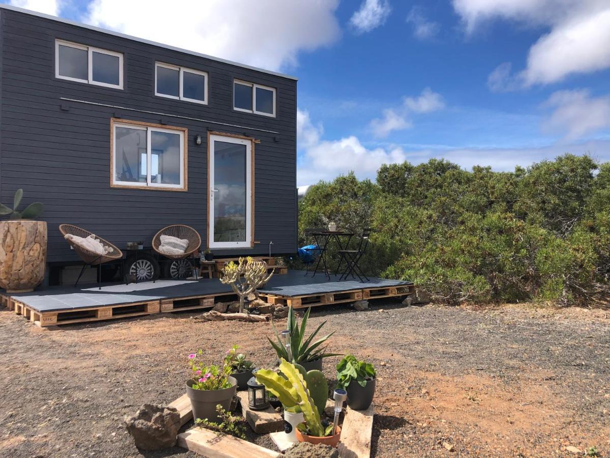 Tinyhouse Luna With Ac, Bbq And Beautiful View La Vegueta Luaran gambar